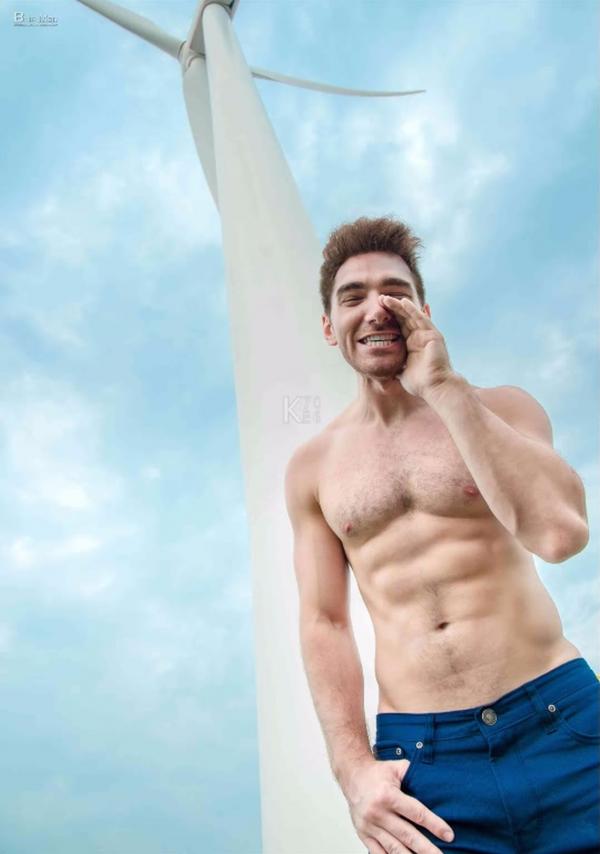 Whoseman-12-芬達Maxime譜出的異國情慾